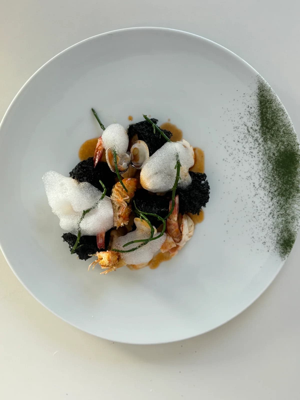 Squid / cockles / squid ink sponge cake