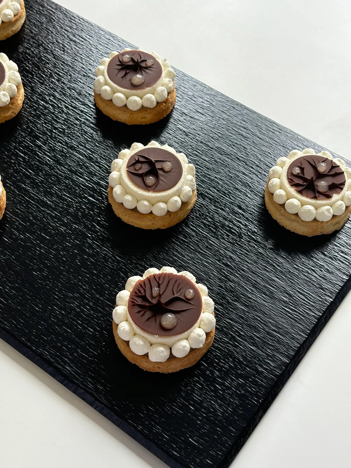 Apple, cardamom & pecan nut petite-gateaux